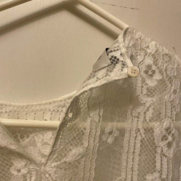 Valentino Lace Short Sleeve Shirt White size 6 - Picture 5 of 10